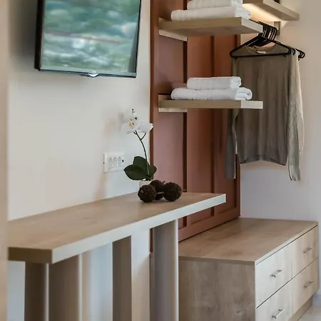 Sofia - Yiota & Apartment