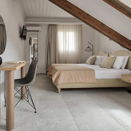 Sofia - Yiota & Apartment Tsilivi (Zakynthos)