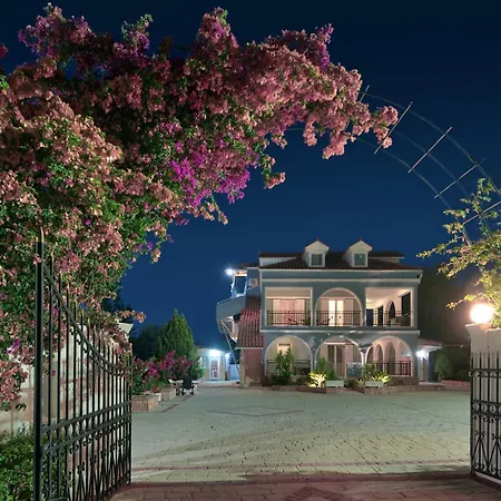 Sofia - Yiota & * チィリヴィ