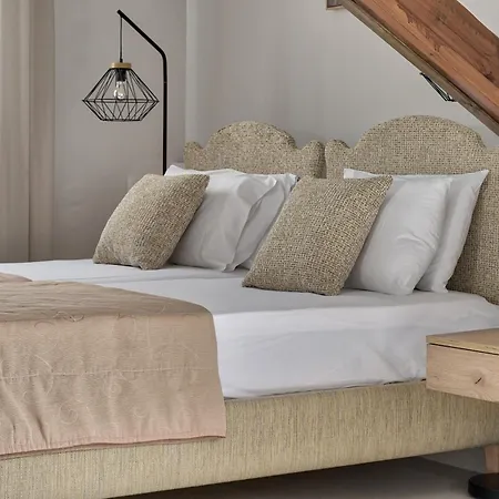 Sofia - Yiota & * チィリヴィ